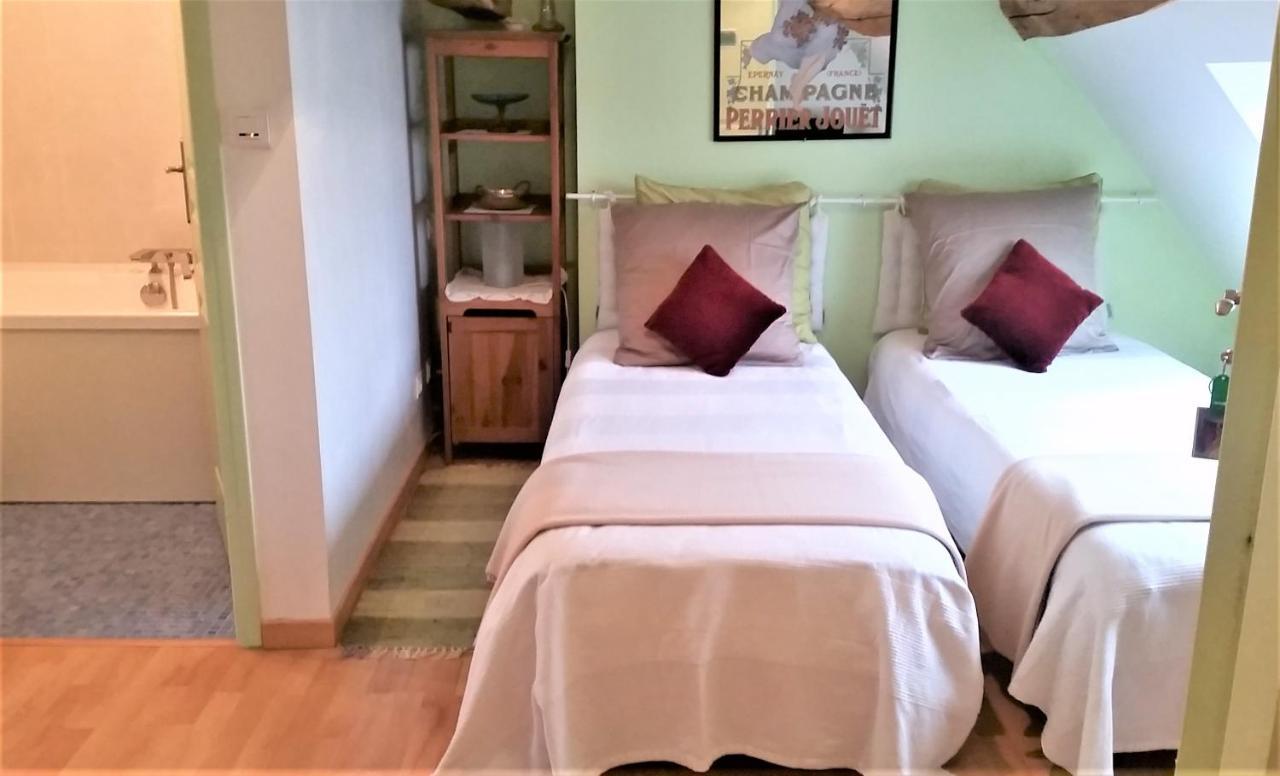 Doubs Sejour - Chambres Avec Petits Dejeuners En Suppl Verdun-sur-le-Doubs Luaran gambar