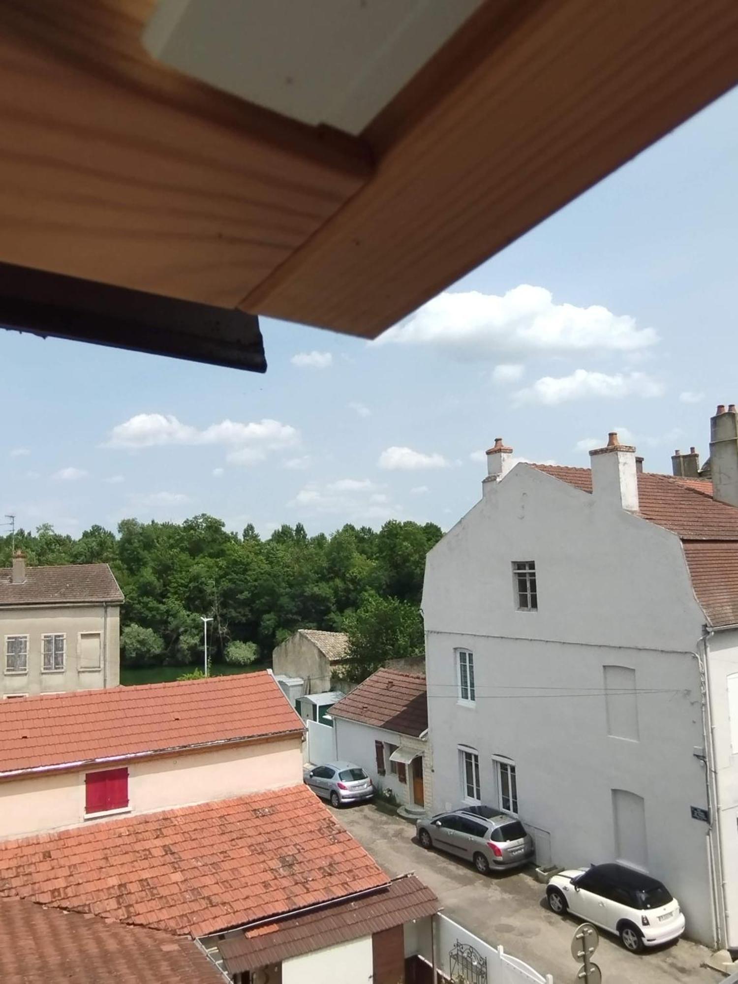 Doubs Sejour - Chambres Avec Petits Dejeuners En Suppl Verdun-sur-le-Doubs Luaran gambar